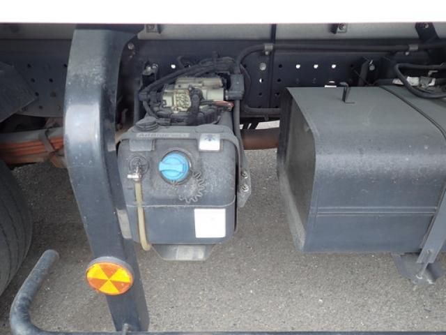 Mitsubishi CANTER 2017-01 7383881-11