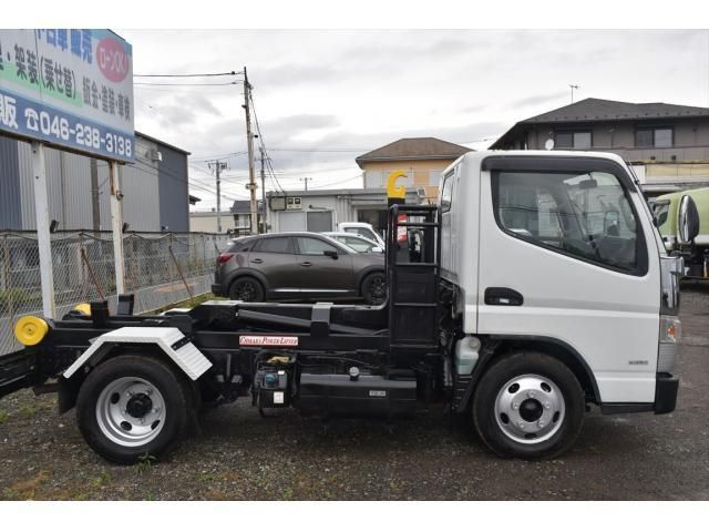 Mitsubishi CANTER 2019-06 7383880-9