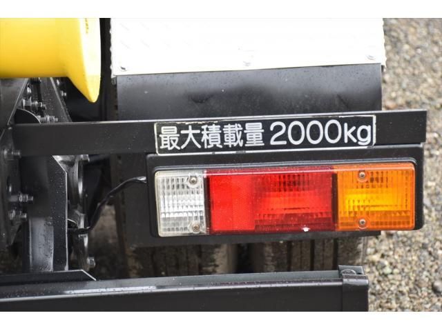 Mitsubishi CANTER 2019-06 7383880-16