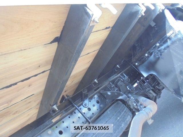 Mitsubishi CANTER 2012-09 7391562-23