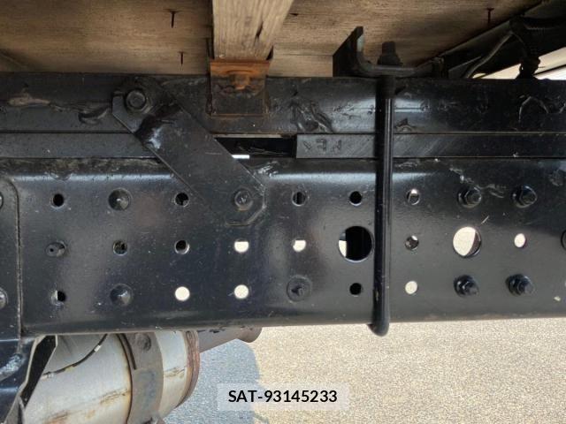 Mitsubishi CANTER 2018-08 7453331-11