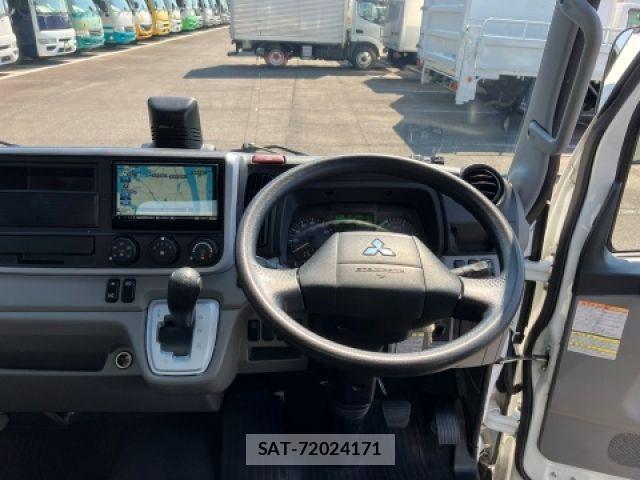Mitsubishi CANTER 2022-02 7453329-16