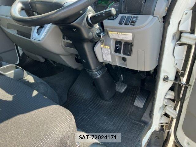 Mitsubishi CANTER 2022-02 7453329-25