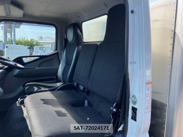 Mitsubishi CANTER 2022-02 7453329-26