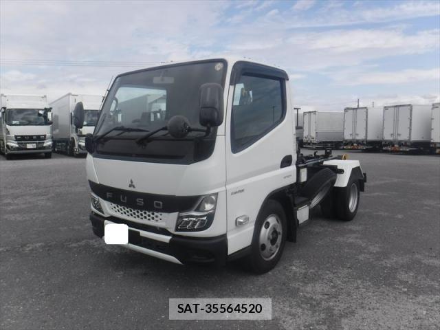 Mitsubishi CANTER 2022-12 7453327-0