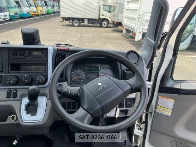 Mitsubishi CANTER 2019-02 7453328-16