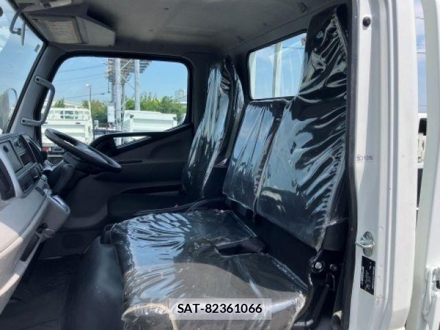Mitsubishi CANTER 2019-02 7453328-21