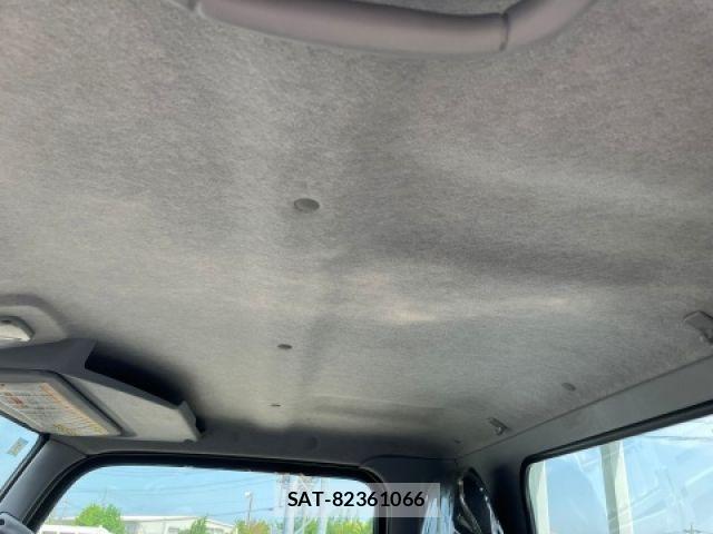 Mitsubishi CANTER 2019-02 7453328-23