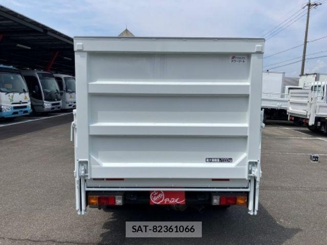 Mitsubishi CANTER 2019-02 7453328-3