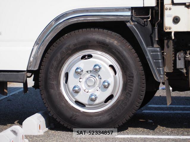 Mitsubishi CANTER 2015-04 7499832-9