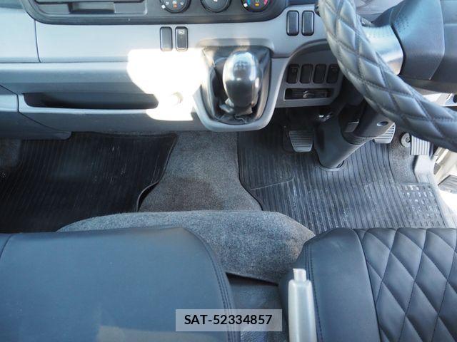 Mitsubishi CANTER 2015-04 7499832-16