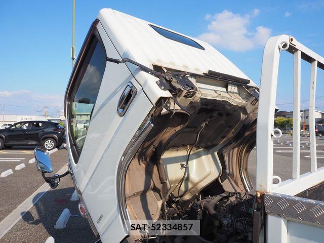 Mitsubishi CANTER 2015-04 7499832-22