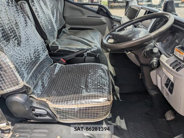 Mitsubishi CANTER 2021-08 7499802-27
