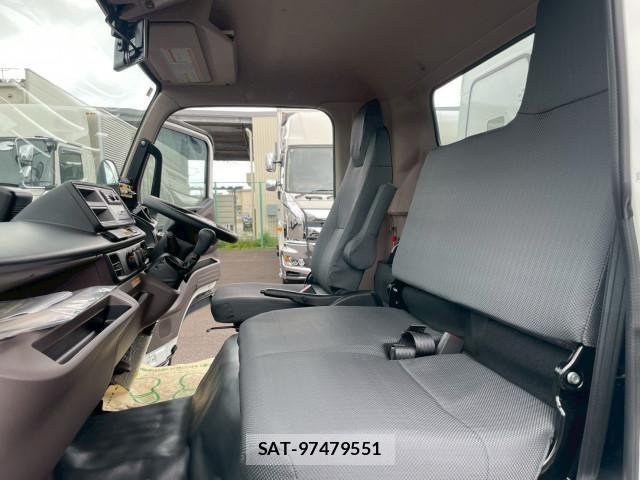 Mitsubishi CANTER 2026-02 7499793-24