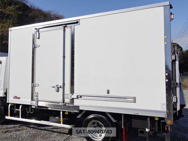 Mitsubishi CANTER 2015-06 7499836-10