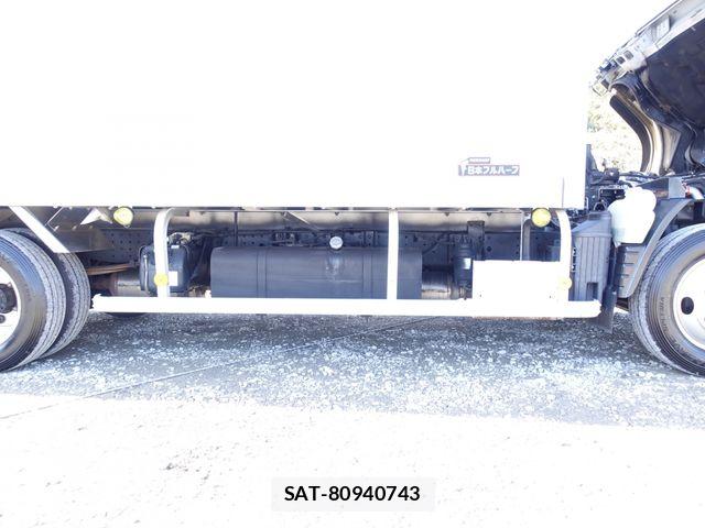 Mitsubishi CANTER 2015-06 7499836-19