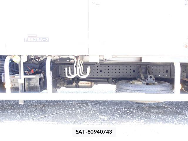 Mitsubishi CANTER 2015-06 7499836-21