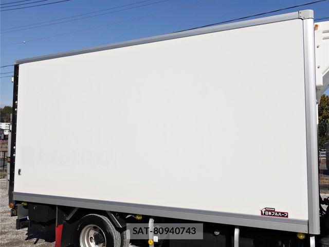 Mitsubishi CANTER 2015-06 7499836-7