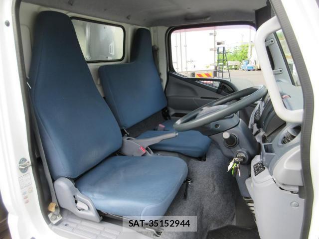 Mitsubishi CANTER 2014-06 7499837-6