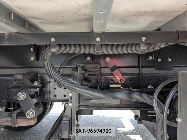 Mitsubishi CANTER 2025-11 7499796-9