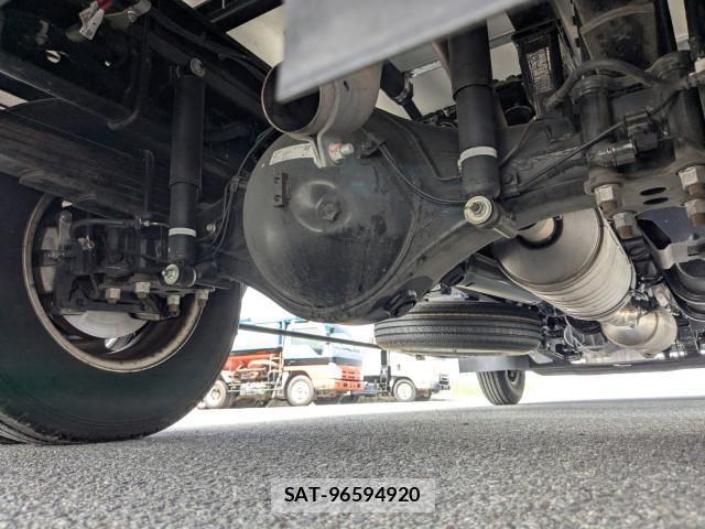 Mitsubishi CANTER 2025-11 7499796-13