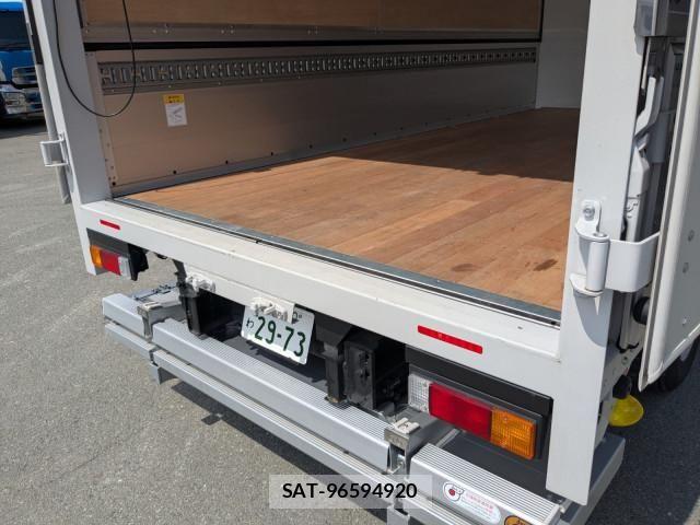 Mitsubishi CANTER 2025-11 7499796-16