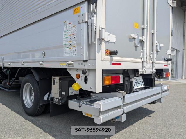 Mitsubishi CANTER 2025-11 7499796-4