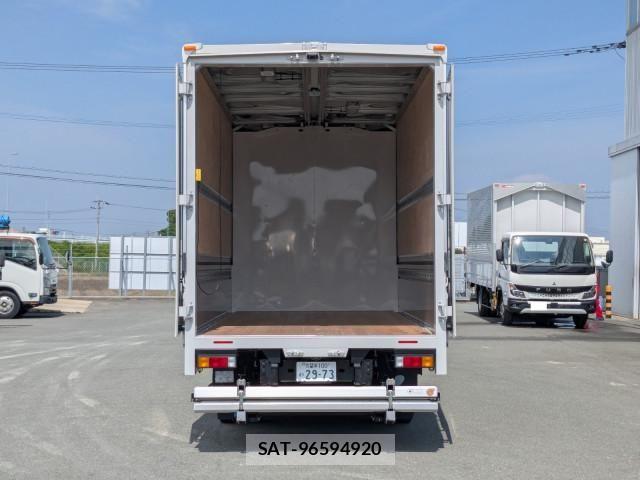 Mitsubishi CANTER 2025-11 7499796-7