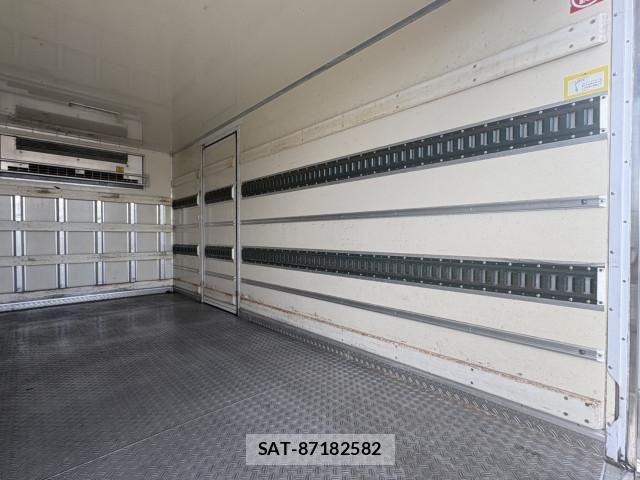 Mitsubishi CANTER 2014-08 7499842-12