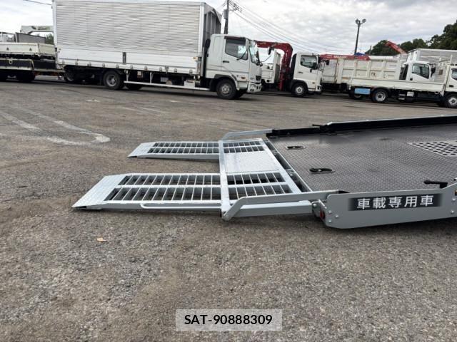 Mitsubishi CANTER 2023-09 7499801-10