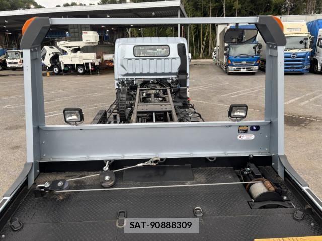 Mitsubishi CANTER 2023-09 7499801-13