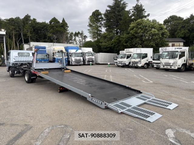 Mitsubishi CANTER 2023-09 7499801-15