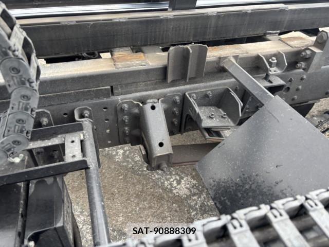 Mitsubishi CANTER 2023-09 7499801-25