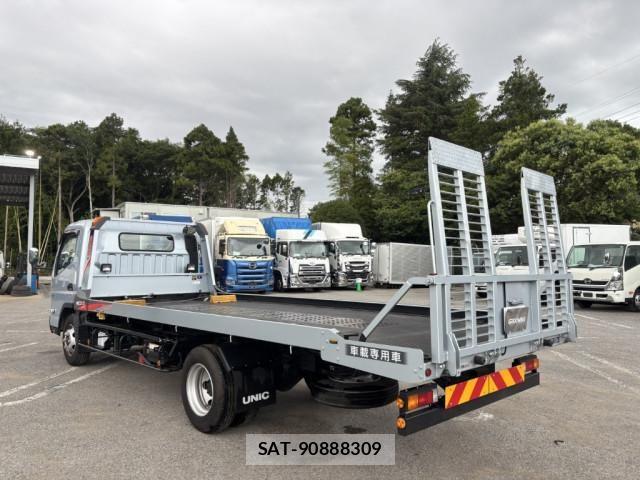 Mitsubishi CANTER 2023-09 7499801-3