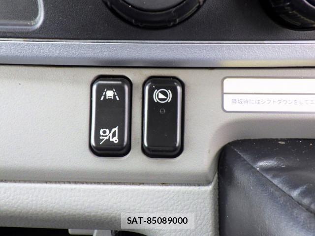 Mitsubishi CANTER 2022-04 7499808-23