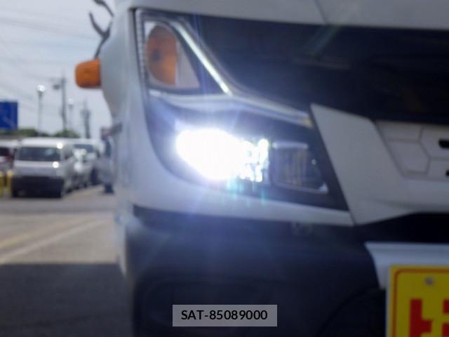 Mitsubishi CANTER 2022-04 7499808-2