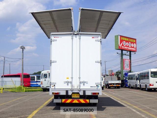 Mitsubishi CANTER 2022-04 7499808-5