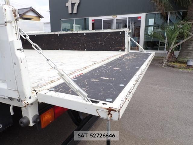 Mitsubishi CANTER 2016-03 7499813-18