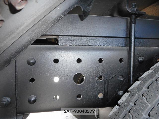 Mitsubishi CANTER 2017-03 7499841-21