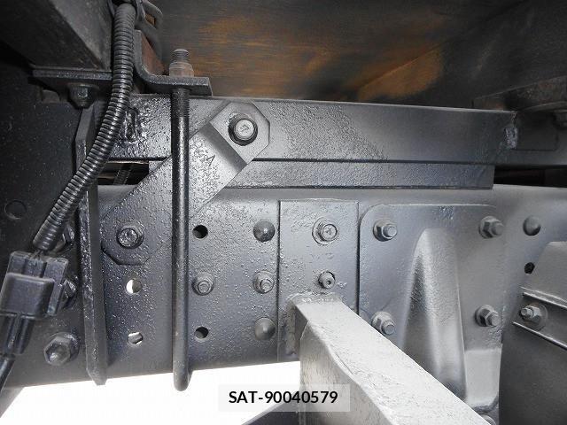 Mitsubishi CANTER 2017-03 7499841-22