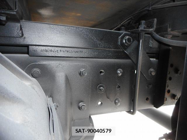 Mitsubishi CANTER 2017-03 7499841-27