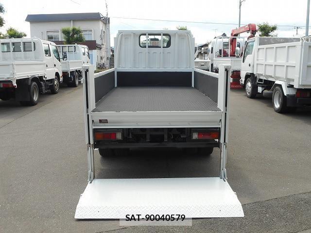 Mitsubishi CANTER 2017-03 7499841-8