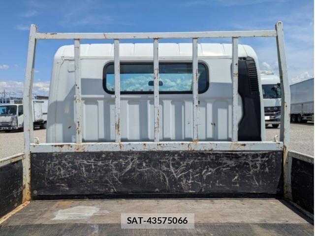 Mitsubishi CANTER 2018-04 7499835-12