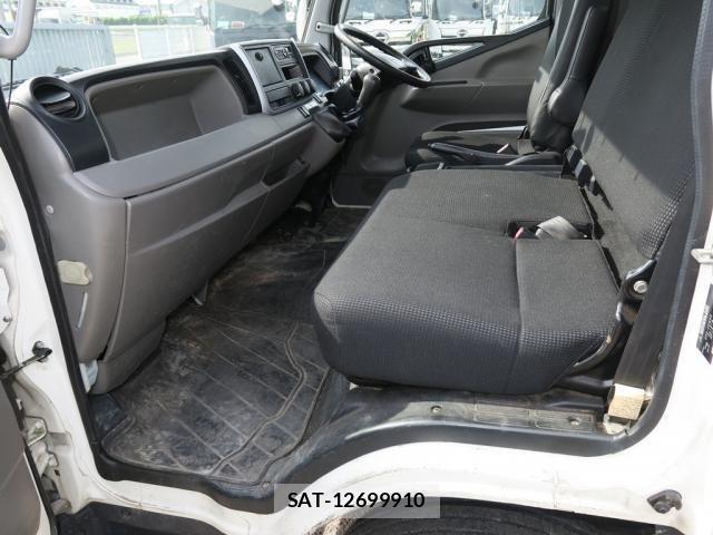 Mitsubishi CANTER 2018-11 7499825-23