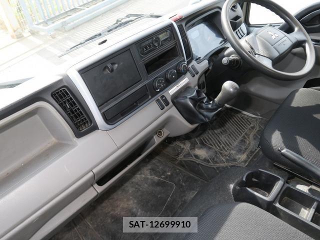 Mitsubishi CANTER 2018-11 7499825-24