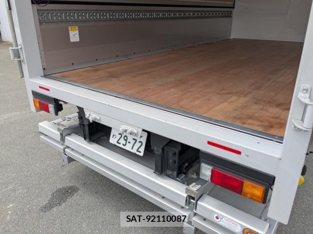 Mitsubishi CANTER 2025-11 7499794-11