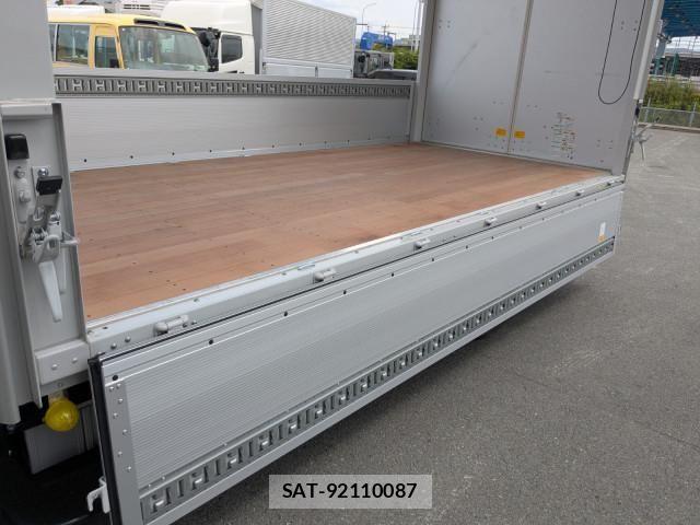 Mitsubishi CANTER 2025-11 7499794-19