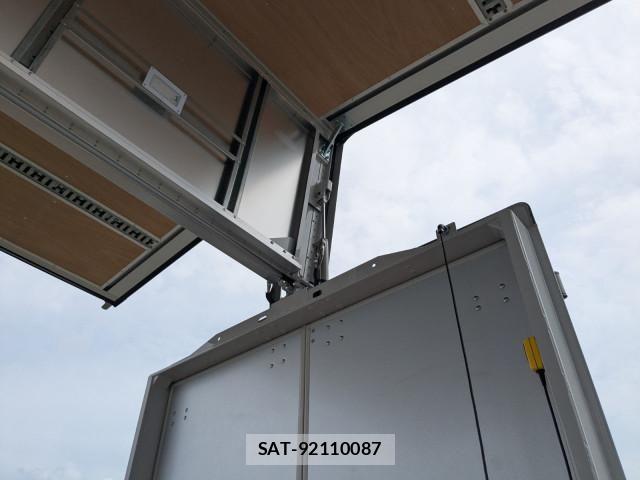 Mitsubishi CANTER 2025-11 7499794-21