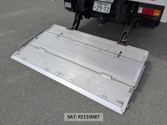 Mitsubishi CANTER 2025-11 7499794-5