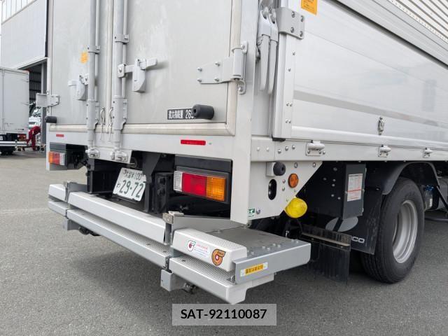 Mitsubishi CANTER 2025-11 7499794-7